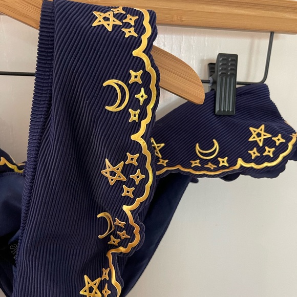 Free People Beach Riot Two-Piece bikini star and moon set navy blue Sz L. NWT - Picture 6 of 8
